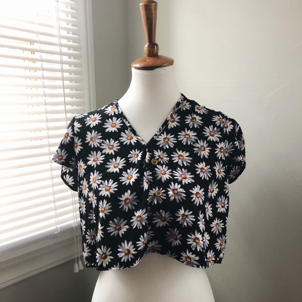 Daisy Crop Top